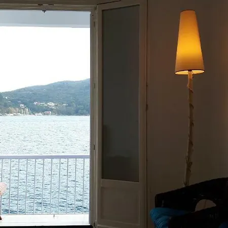 Сasa de vacaciones Cavos Seaside House *