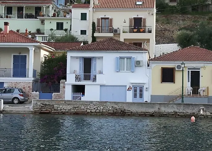 Feriehus Cavos Seaside House *
