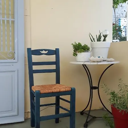 Cavos Seaside House *