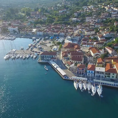 Cavos Seaside House *