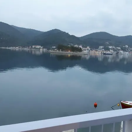 Cavos Seaside House Semesterbostad